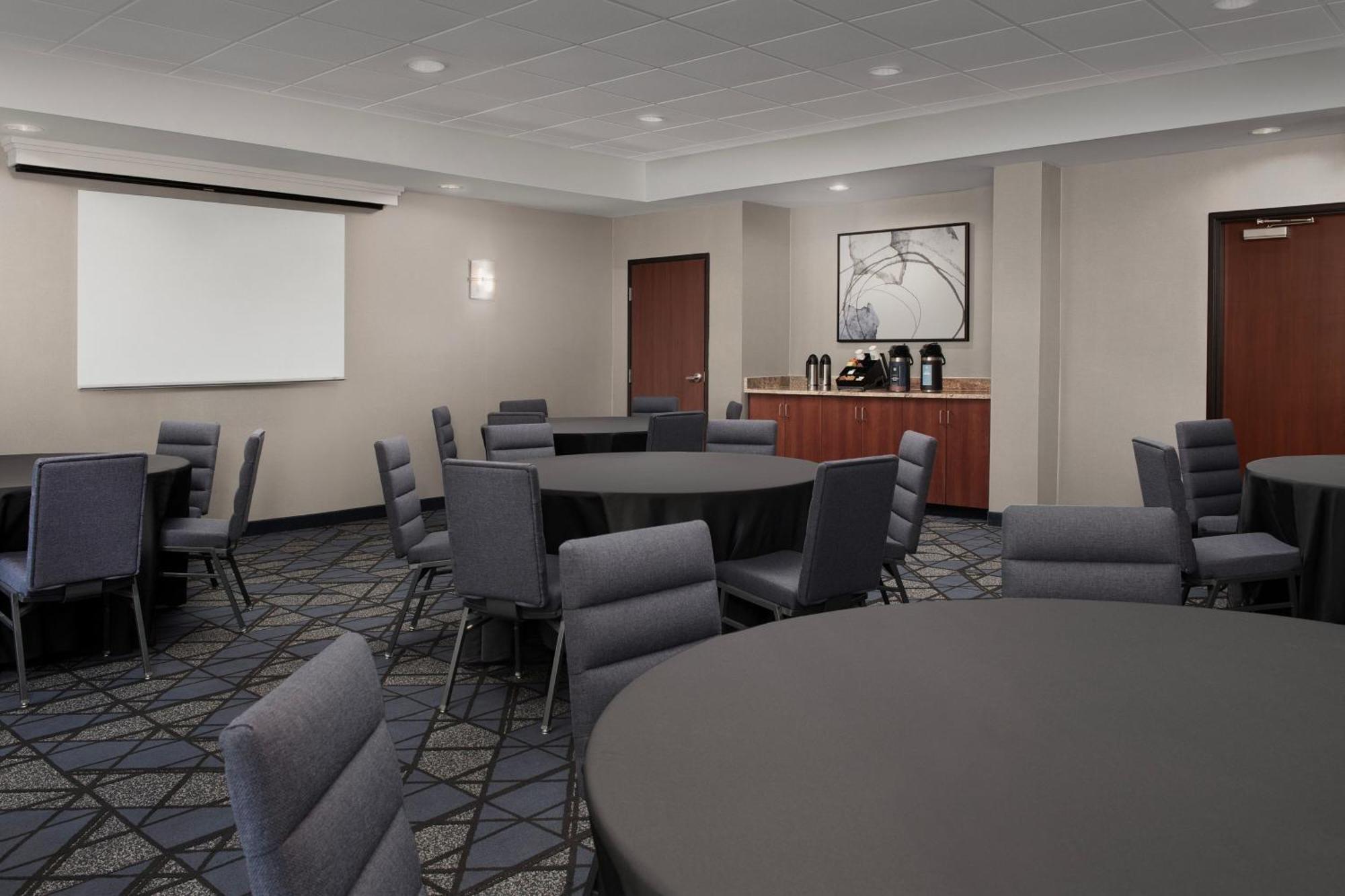 Courtyard By Marriott Panama City Exteriör bild