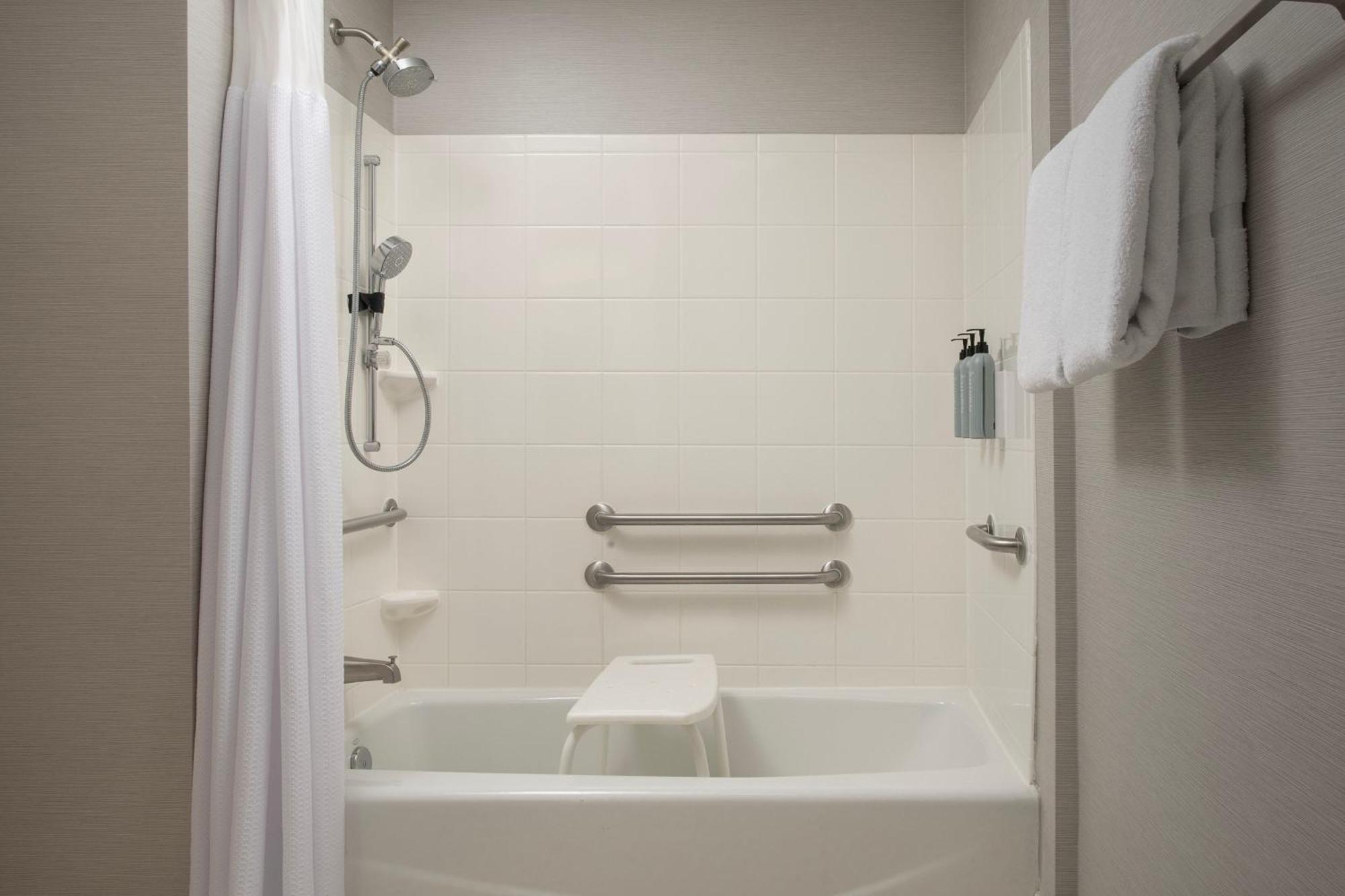 Courtyard By Marriott Panama City Exteriör bild