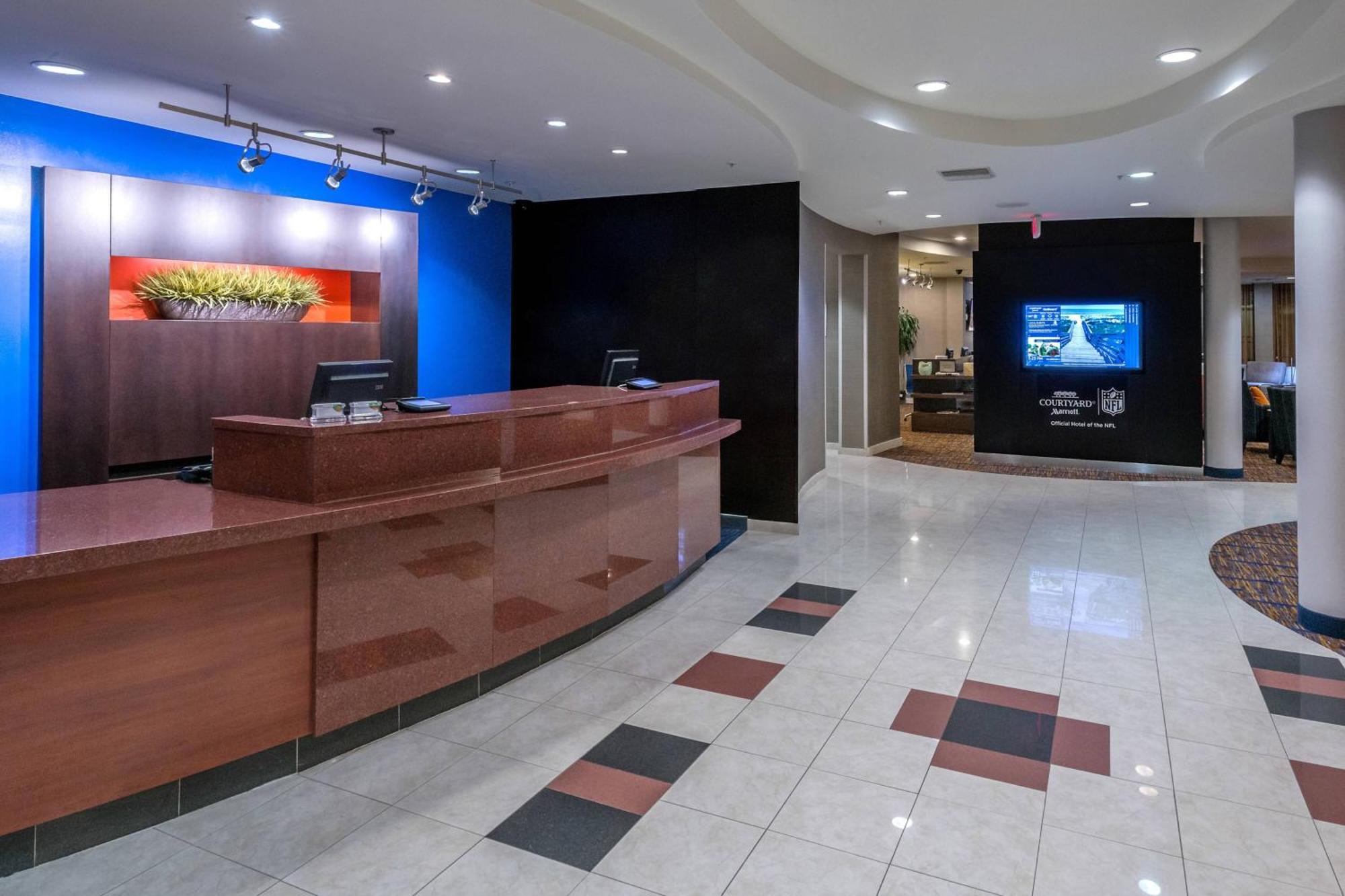 Courtyard By Marriott Panama City Exteriör bild