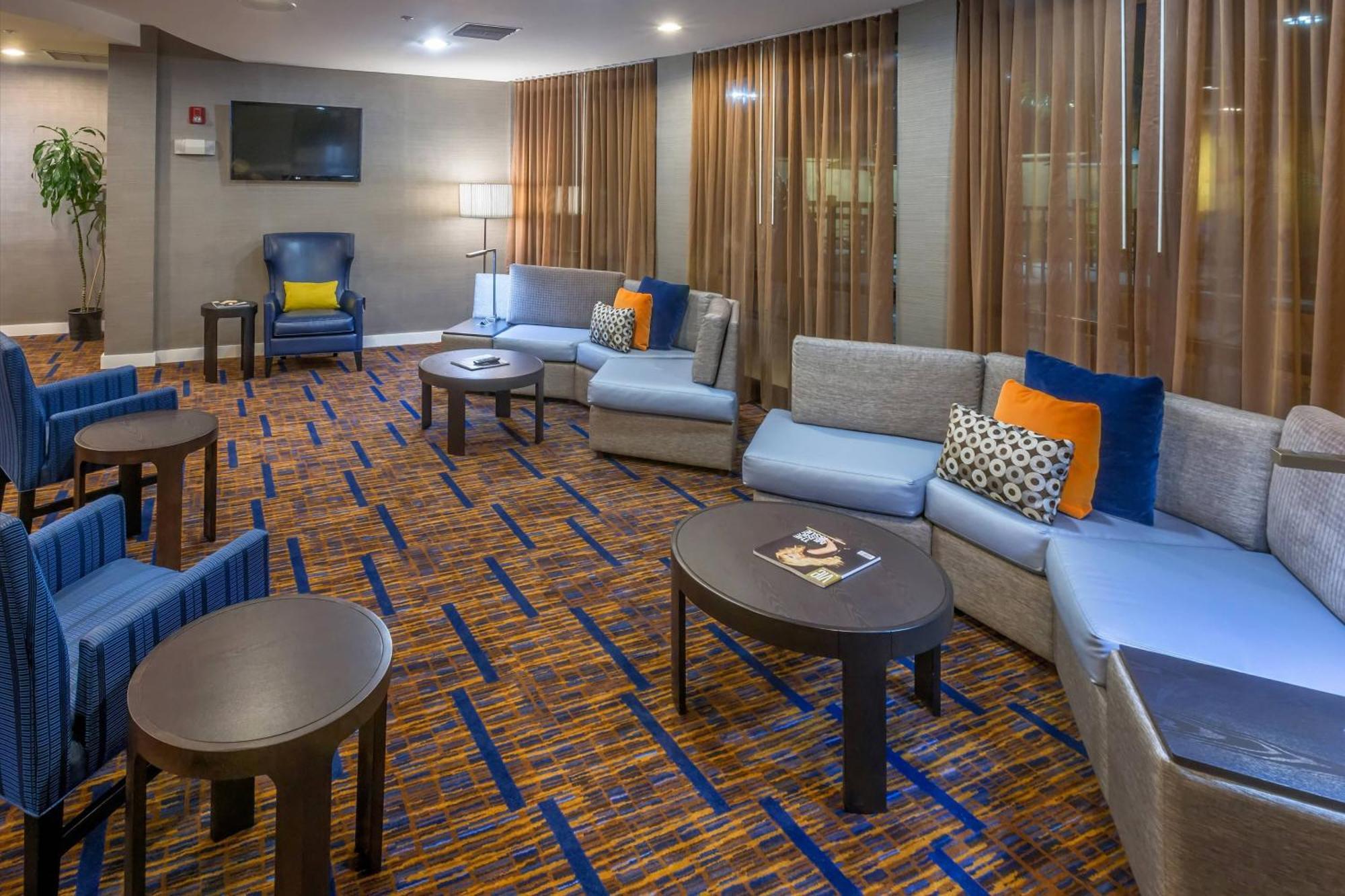 Courtyard By Marriott Panama City Exteriör bild