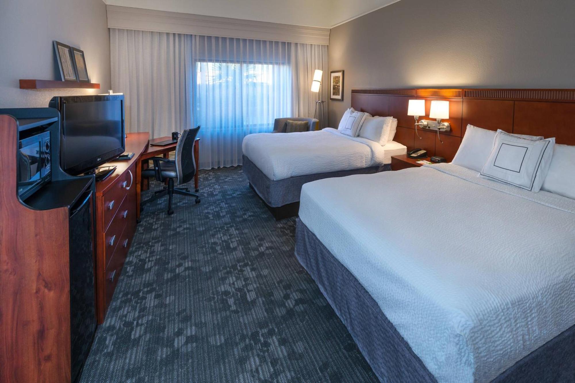 Courtyard By Marriott Panama City Exteriör bild
